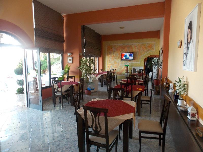 Ilria 4*