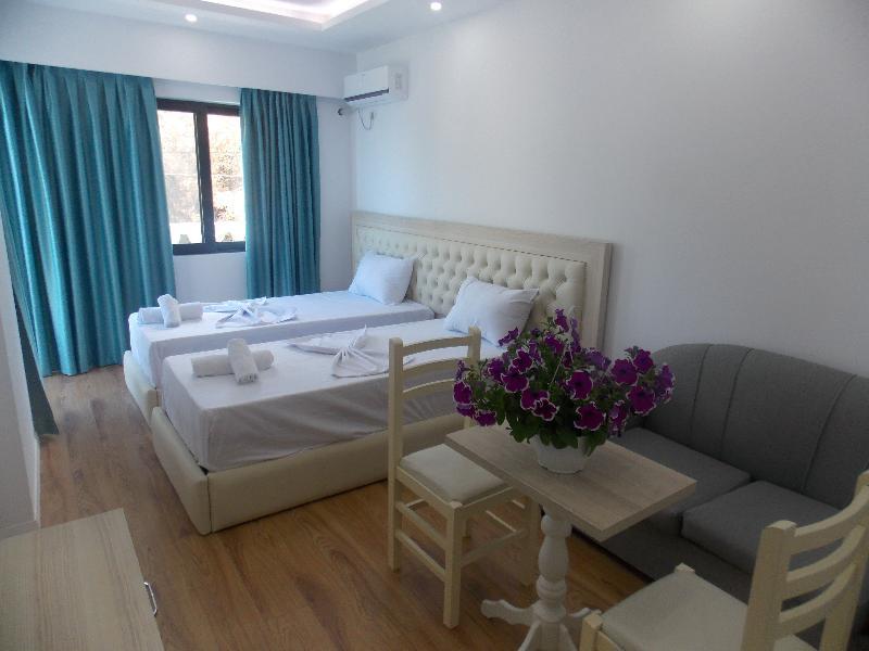 Ilria 4*