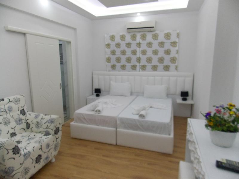 Hotel Ilria 4*